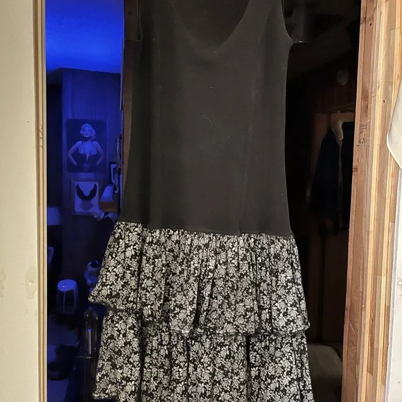 Mini dress - Picture 1 of 2